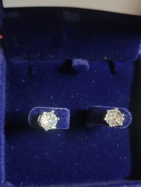Solitaire Stud Earrings Approx. 2cts TW Cert. Moissanite